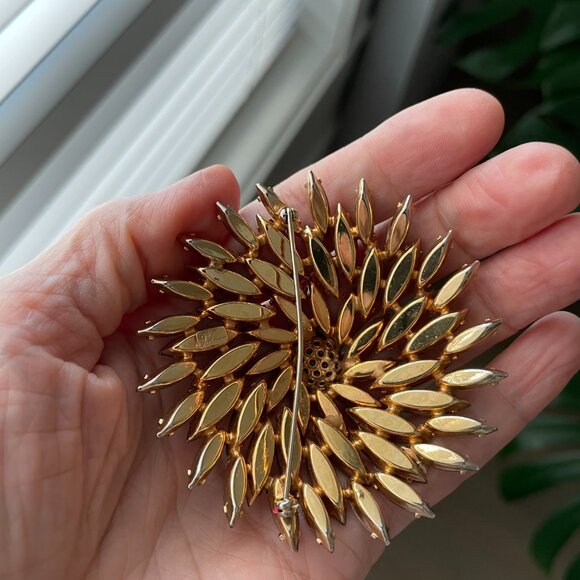 Sherman Rare Vtg Marquise Cut Crystal Doomed Starburst Aurora Borealis Brooch - Picture 7 of 8